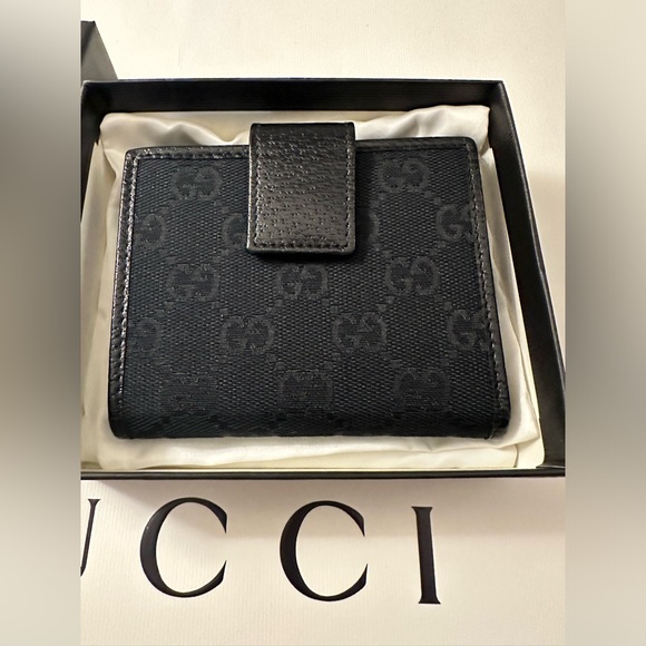 Gucci GG Black Canvas and Leather Wallet - Picture 5 of 7